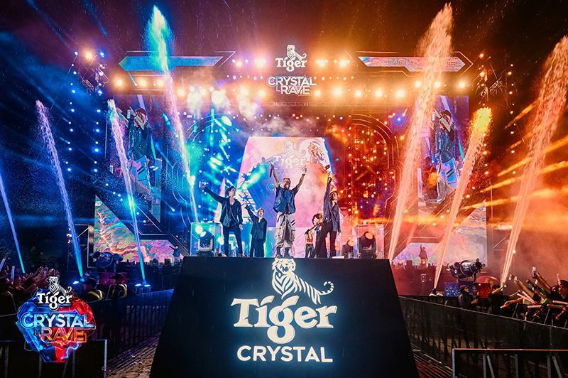 Màn trình diễn Nhạc nước nghệ thuật ấn tượng tại tiger Crystal Rave Vũng Tàu